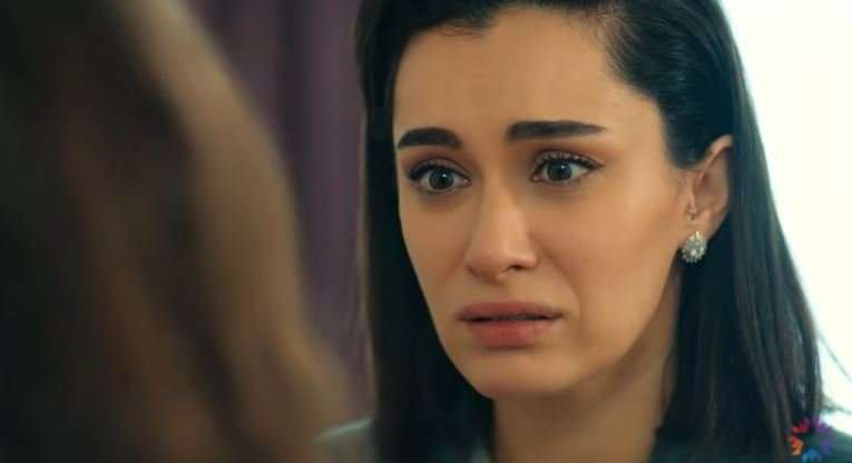 Hande Doğandemir bile dizisinin neden yayından kaldırıldığını bilmiyor! 7 Hande Doğandemir bile dizisinin neden yayından kaldırıldığını bilmiyor! 7
