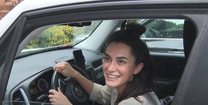 Hande Doğandemir, Hayat Bugün dizisinin görülmeyen yüzünü herkese gösterdi! 9