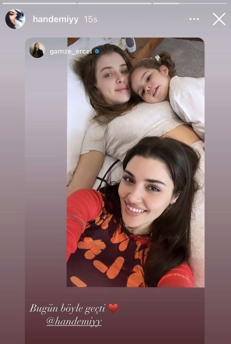 İtalya'dan dönen Hande Erçel, ilk pozunu bakın kiminle verdi? 7 İtalya'dan dönen Hande Erçel, ilk pozunu bakın kiminle verdi? 7