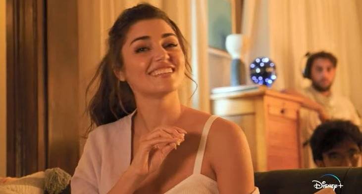 Disney Plus etkisinin artık Hande Erçel'i de bulma zamanı geldi de geçiyor! 7