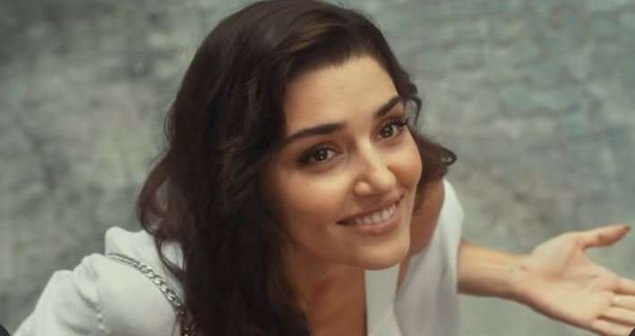 Hande Erçel, gönlünde yatan rolü açıkladı, dönüşü daha da zorlu bir yola girdi! 7