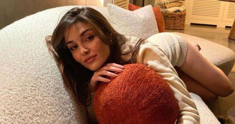 Hande Erçel'den doğum günü mesajı, Burcu Biricik'ten Boncuk selamı, Elçin Sangu'dan story sürprizi! 12