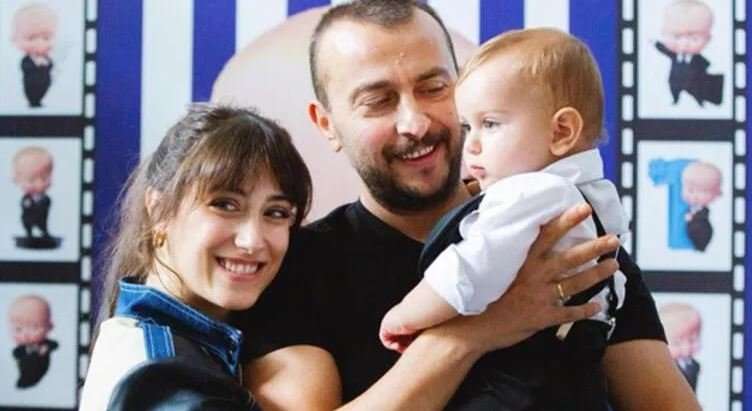Hazal Kaya her konuda olduğu gibi annelikte de yeni bir yaklaşım sergiliyor! 8