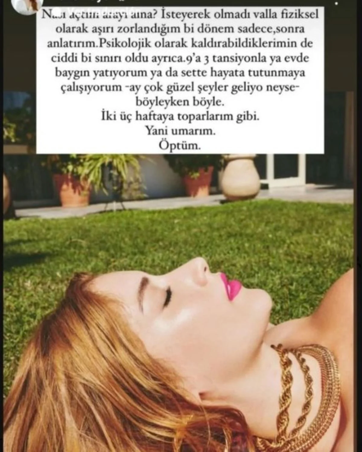 Hazal Kaya'nın 'evde baygın yatıyorum' mesajını herkes yanlış anlamış! 7 Hazal Kaya'nın 'evde baygın yatıyorum' mesajını herkes yanlış anlamış! 7