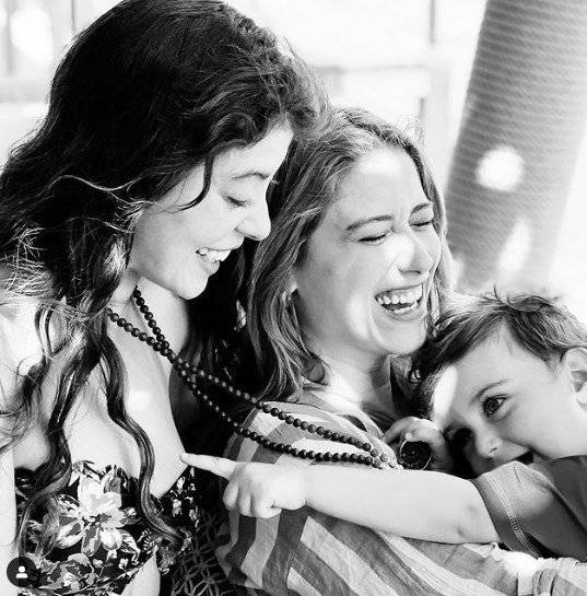 Hazal Kaya ve Selin Şekerci'nin dostlukları sektörde parmakla gösteriliyor!.. 8