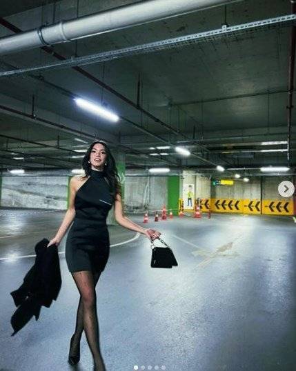 Güzel oyuncu Hazal Subaşı, otopark pozuyla dizideki partnerinin sevgilisinden tam not aldı!.. 8