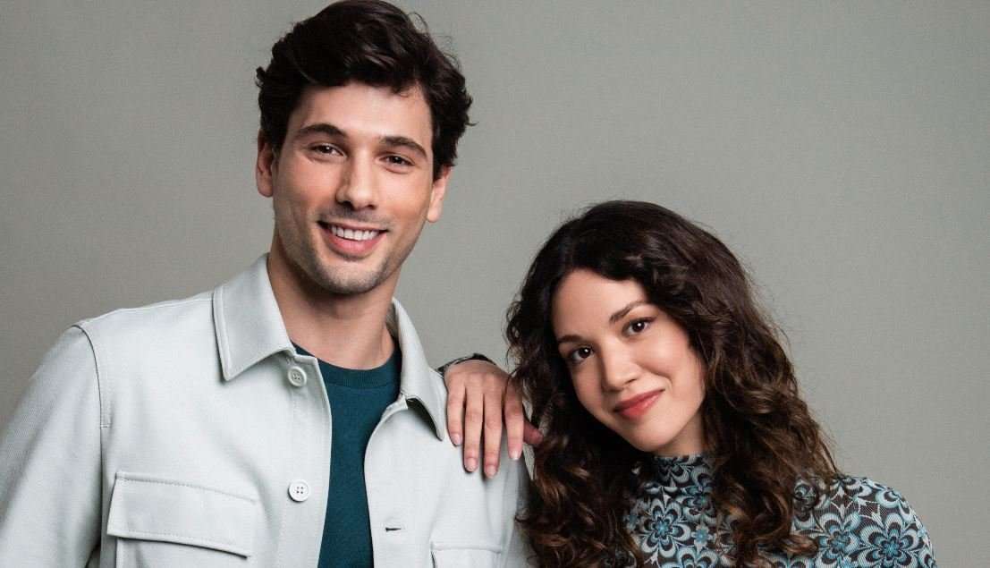 Kasaba Doktoru dizisinde Hazal Subaşı ve Deniz Can Aktaş izleyicinin kalbini çaldı 8 Kasaba Doktoru dizisinde Hazal Subaşı ve Deniz Can Aktaş izleyicinin kalbini çaldı 8