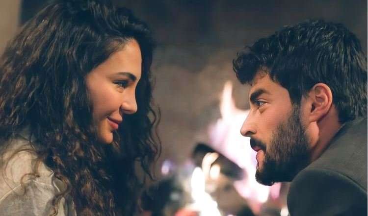 İşte Hercai'nin Reyyan'ı, Destan'ın Akkız'ı ile dillerden düşmeyen Ebru Şahin'in sokaktaki hali... 8