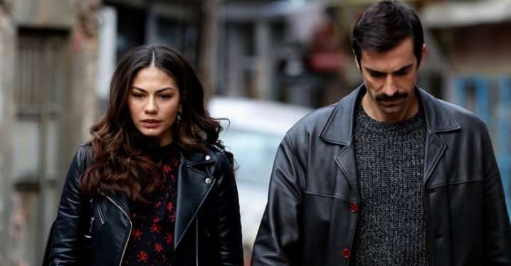 İbrahim Çelikkol'u dizilerdeki imajından bambaşka şekilde gören hayranları son haline bayıldı! 11 İbrahim Çelikkol'u dizilerdeki imajından bambaşka şekilde gören hayranları son haline bayıldı! 11