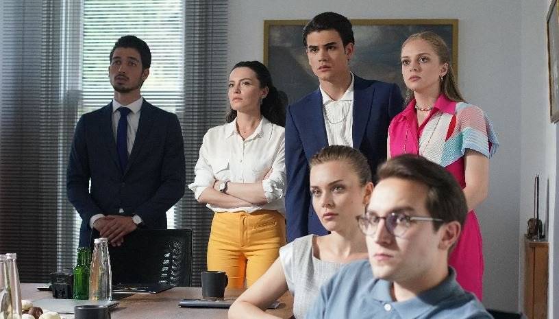 Reytinglerde sürekli düşen İçimizdeki Ateş dizisi için alınan son karar şaşkınlık yaşattı! 7 Reytinglerde sürekli düşen İçimizdeki Ateş dizisi için alınan son karar şaşkınlık yaşattı! 7