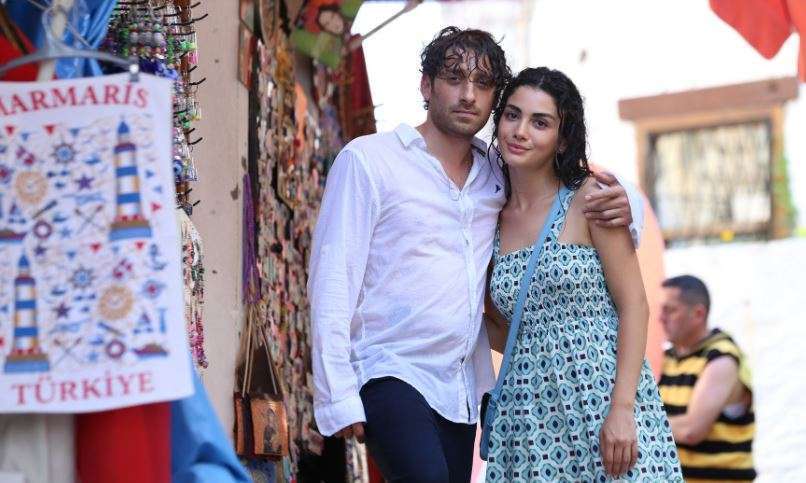 Özge Yağız'a kariyer zıplaması yaptıracak yeni Show TV dizisi İçimizden Biri 8