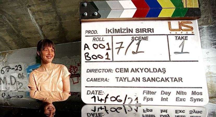İkimizin Sırrı dizisinde izleyicileri büyüleyen bir şeytan tüyü var! 8
