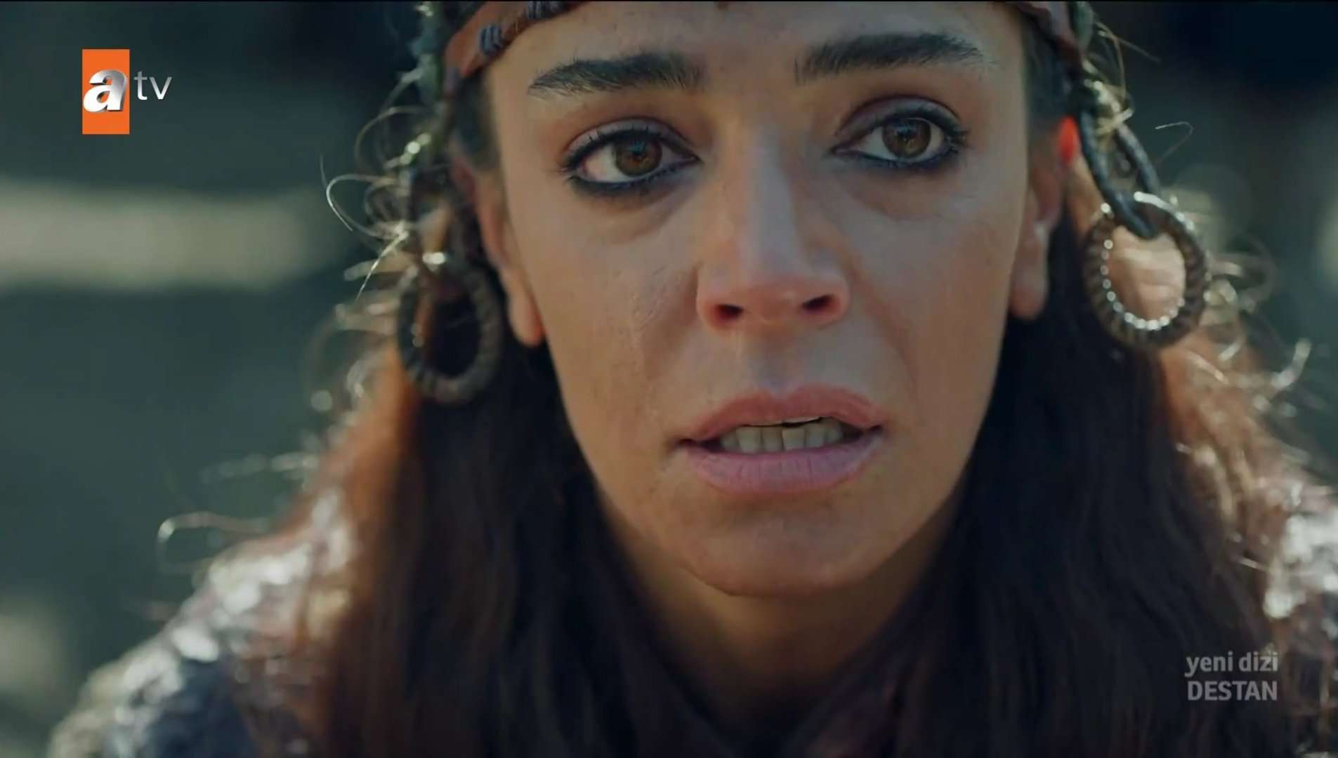 Destan nihayet izleyiciyle buluştu! Bir oyuncusu çok dikkat çekti! 8 Destan nihayet izleyiciyle buluştu! Bir oyuncusu çok dikkat çekti! 8
