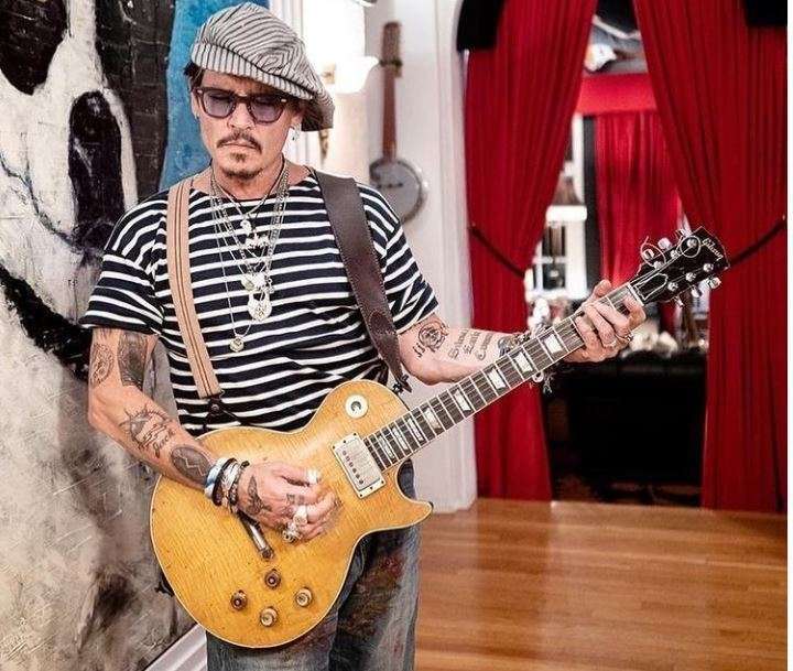 Eda Ece'nin Johnny Depp benzetmesine Tarık Emir Tekin yorumu! 8 Eda Ece'nin Johnny Depp benzetmesine Tarık Emir Tekin yorumu! 8