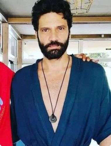 Kaan Urgancıoğlu'nu gören şaşkına döndü! Kendini tatil rehavetine bırakmış... 11 Kaan Urgancıoğlu'nu gören şaşkına döndü! Kendini tatil rehavetine bırakmış... 11