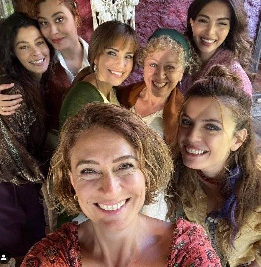 Ekranların ünlü kadınları Kadınlara Mahsus filminde buluştu!.. 7