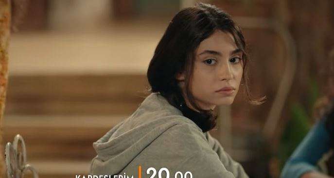 Halit Özgür Sarı ve Damlasu İkizoğlu ayrılığı can yaktı, Kardeşlerim'de yeni sürpriz de netleşti! 3