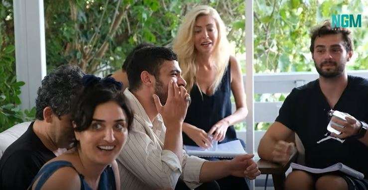 atv'nin Kardeşlerim dizisinde önemli bir karar alındı! 8 atv'nin Kardeşlerim dizisinde önemli bir karar alındı! 8