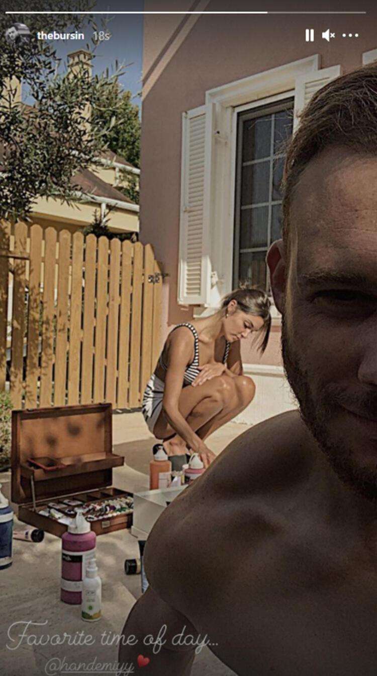 Kerem Bürsin ve Hande Erçel çiftinin aşkı ilk günki gibi taze!.. 15 Kerem Bürsin ve Hande Erçel çiftinin aşkı ilk günki gibi taze!.. 15