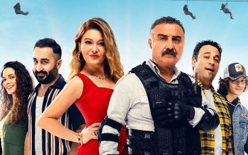 Nurgül Yeşilçay, kendi kendisiyle fena halde dalga geçtiği paylaşımıyla çok güldürdü! 11