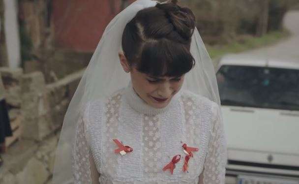 Kırmızı Oda izleyenlerinin sinirlerini bozan sahne! Sertab Erener'in şarkısı eşliğinde gözyaşları sel oldu! 14 Kırmızı Oda izleyenlerinin sinirlerini bozan sahne! Sertab Erener'in şarkısı eşliğinde gözyaşları sel oldu! 14
