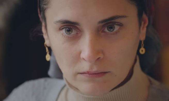 Kırmızı Oda dizisinin Kumru'su Aslıhan Gürbüz'e gelen hediye, adeta sınav gibi! 17