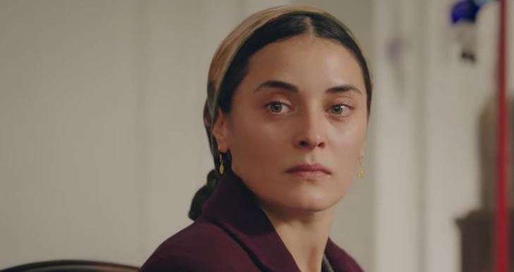 Kırmızı Oda'nın Kumru'su Aslıhan Gürbüz birine öyle kızmış ki instagram'da fena payladı! 8