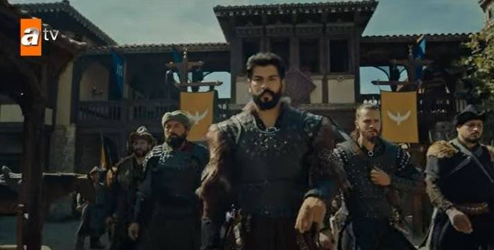 Burak Özçivit fenomen oldu, Kuruluş Osman dizisinde öyle bir şey yaptılar ki, ders diye okutulur! 9 Burak Özçivit fenomen oldu, Kuruluş Osman dizisinde öyle bir şey yaptılar ki, ders diye okutulur! 9