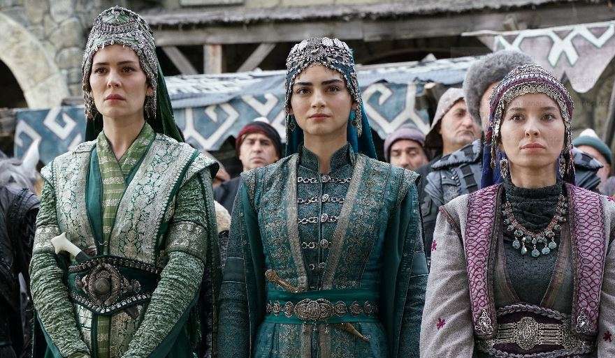 Açelya Özcan gururlu! Kuruluş Osman büyük bir takım, önüyle arkasıyla çok kalabalık! 7