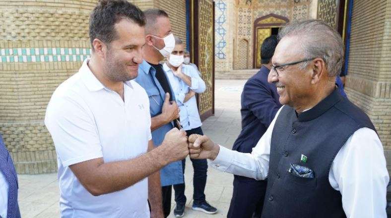 Kuruluş Osman dizisinin setine Pakistan Cumhurbaşkanı ziyareti! 7