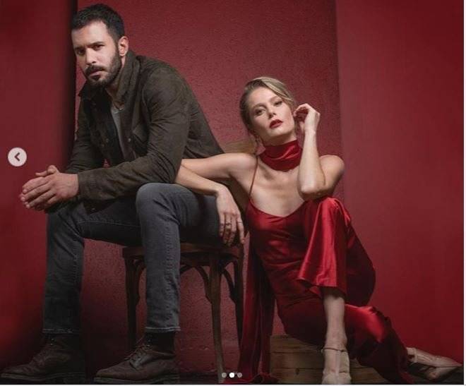 Burcu Biricik'ten baba olmaya hazırlanan Barış Arduç'a sürpriz! 8 Burcu Biricik'ten baba olmaya hazırlanan Barış Arduç'a sürpriz! 8