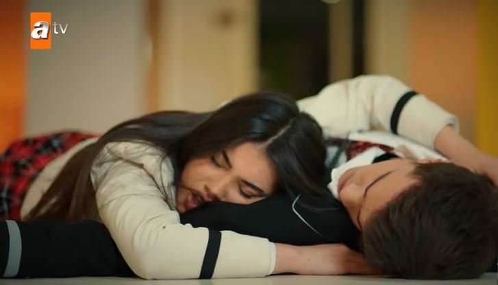 Kardeşlerim dizisinde Eren Ören ile Lizge Cömert'in sahnesi en iyiler arasına girdi! 8