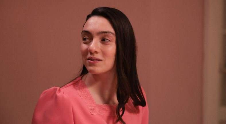 Masumlar Apartmanı dizisinde hem reklamın alasını hem sürprizin büyüğünü yaptılar! 11 Masumlar Apartmanı dizisinde hem reklamın alasını hem sürprizin büyüğünü yaptılar! 11