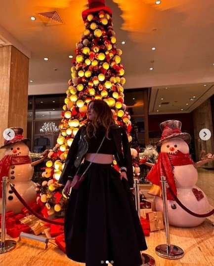 Melis Sezen yeni yıl pozlarıyla göz doldurdu!.. 8
