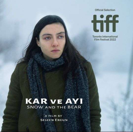 Masumlar Apartmanı'nda birlikte oynayan Merve Dizdar ve Ezgi Mola'dan sürpriz film! 9