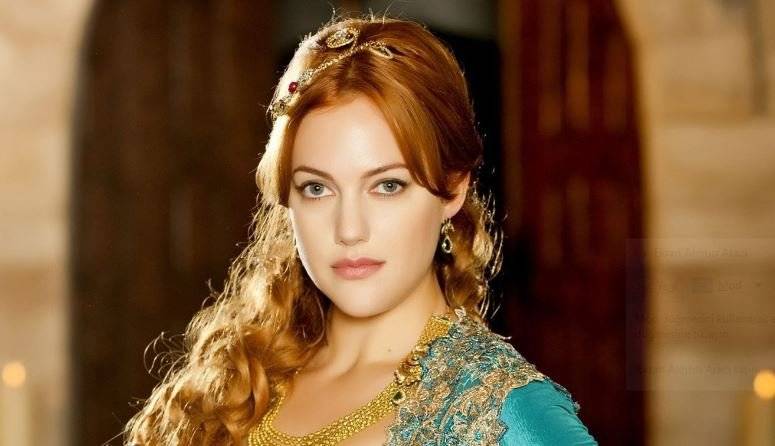 Meryem Uzerli, Türk dizilerinin dünyanın dört bir yanındaki etki gücünün en yakın tanığı oldu! 8 Meryem Uzerli, Türk dizilerinin dünyanın dört bir yanındaki etki gücünün en yakın tanığı oldu! 8
