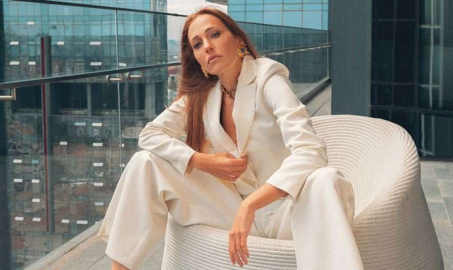 Cannes Film Festivali’nin hazırlıklarını sürdüren Meryem Uzerli’nin yeni projesi ne olacak? 7