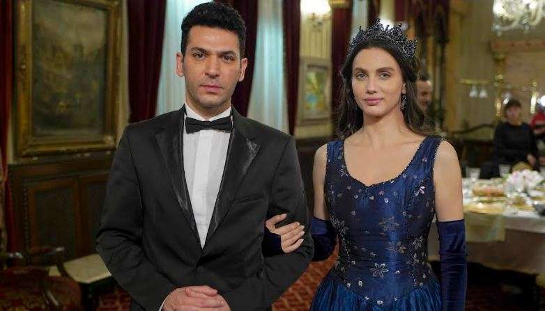 Murat Yıldırım ve eşi İman Elbani hayatlarında bir ilke imza attı! 8