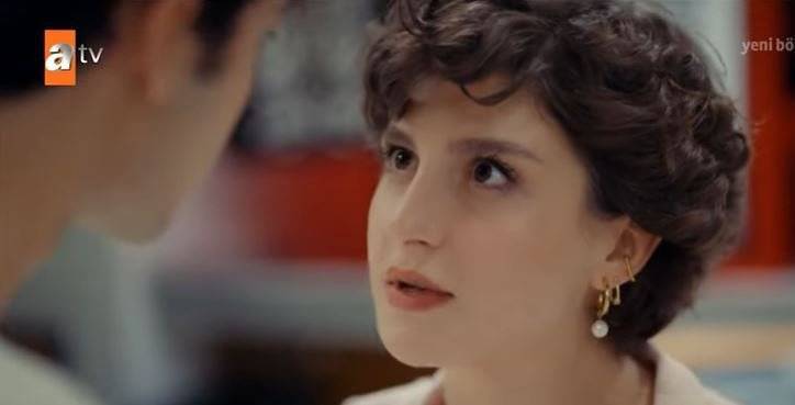 Naz Çağla Irmak yeni imajını çok beğeniyor ama yine değişmek zorunda! 4 Naz Çağla Irmak yeni imajını çok beğeniyor ama yine değişmek zorunda! 4