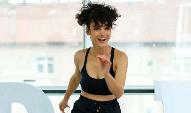Menajerimi Ara'nın Jülide'si Nazlı Senem Ünal kendini dansa adadı! 7