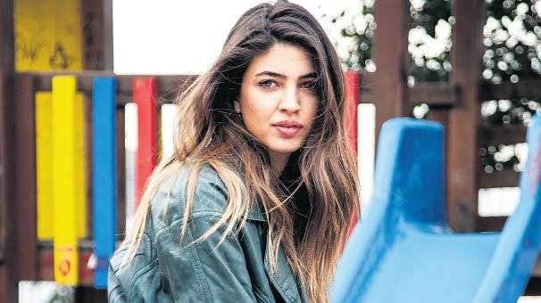 Gülsen Bubikoğlu piyangosu Nil Keser'e vurdu, Ah Nerede dizisi bomba gibi geliyor! 9 Gülsen Bubikoğlu piyangosu Nil Keser'e vurdu, Ah Nerede dizisi bomba gibi geliyor! 9