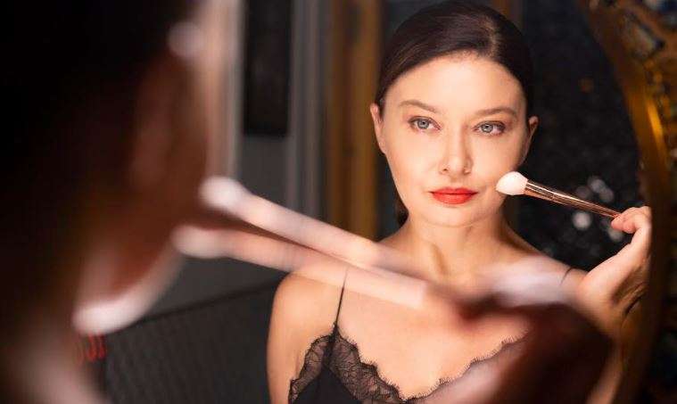 Nurgül Yeşilçay, arkadaşlarımız düğün istiyor ancak benim vaktim yok açıklamasıyla dikkat çekti. 5 Nurgül Yeşilçay, arkadaşlarımız düğün istiyor ancak benim vaktim yok açıklamasıyla dikkat çekti. 5