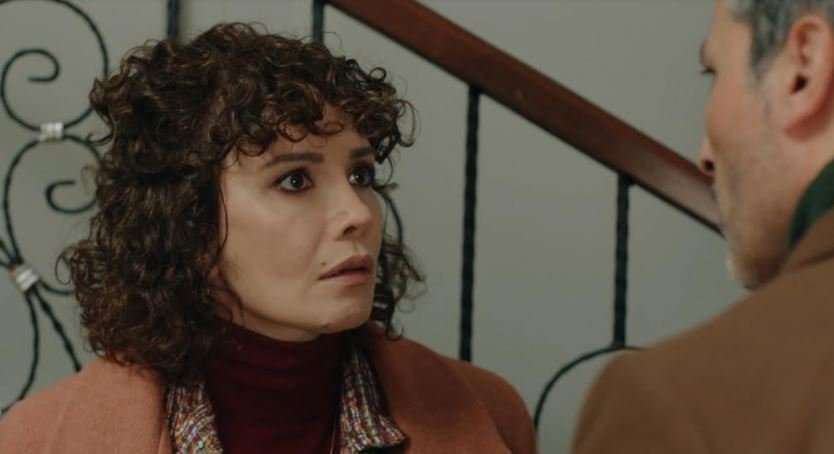 Masa üstünde göbek attı! Oğlum dizisinde ağlatan Songül Öden'i, Uysallar dizisinde görmeniz lazım! 9