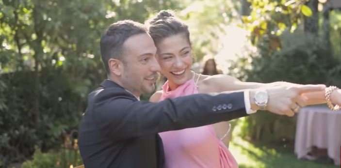 Demet Özdemir'den örnek davranış! Oyuncu gelinliğini bir hayranına hediye edecek!.. 7