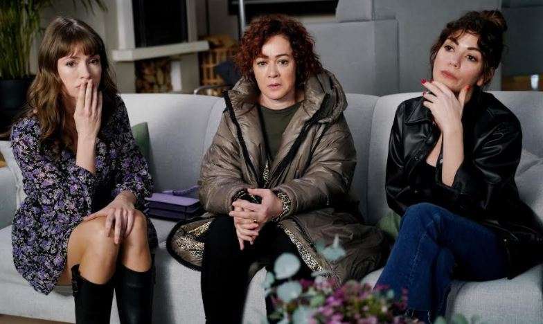 Eşlerini öldüren 3 kadının hikayesi! Ceren Moray, Bennu Yıldırımlar ve Yasemin Allen ile bomba dizi Olağan Şüpheliler geliyor! 9