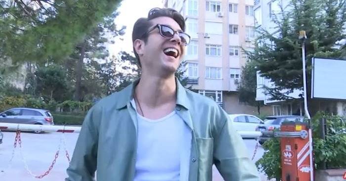 Ve Onur Seyit Yaran, zirveyi Akın Akınözü'nden aldı! Sosyal medyada en popüler erkek oyuncular arasında bakın kimler var? 9