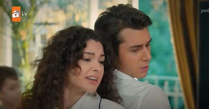 Ve Sıla Türkoğlu, aylardır tahtı bırakmayan Su Burcu Yazgı Coşkun'u 2. sıraya düşürdü! Üstelik büyük farkla! 8