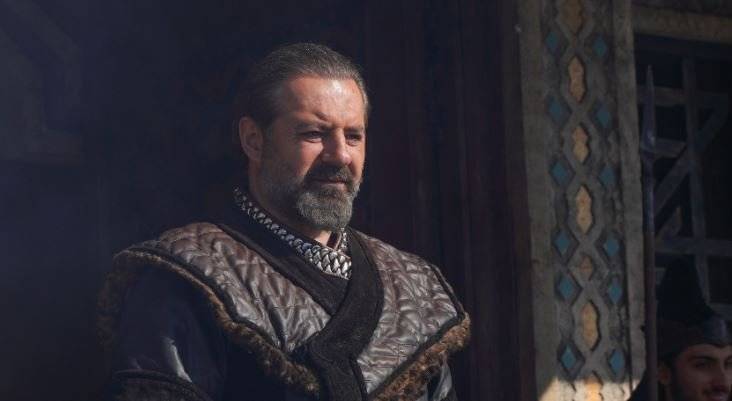 atv'nin yarıda bıraktığı dizinin devamı çekilecek! Emre Kıvılcım yeniden gündemde! 7