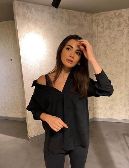 Erken final yapan İçimizden Biri dizisinin yıldızları Bora Akkaş ve Özge Yağız şimdi ne yapıyor? 11 Erken final yapan İçimizden Biri dizisinin yıldızları Bora Akkaş ve Özge Yağız şimdi ne yapıyor? 11