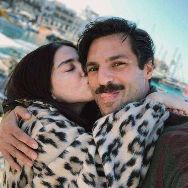 Milyonlarca hayran bekliyor, Serkan Çayoğlu ise düğün konusunda kararlılık sergiledi! 7